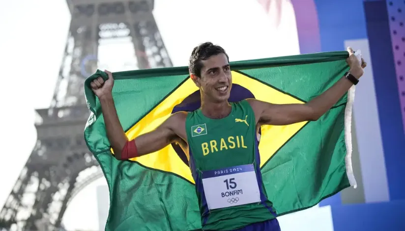 Olimpíadas 2024: Caio Bonfim consegue prata inédita para o Brasil na marcha atlética