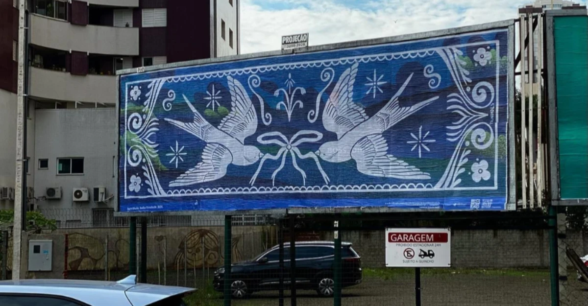 Outdoors de Maringá viram galeria a céu aberto com obras de nove artistas; confira