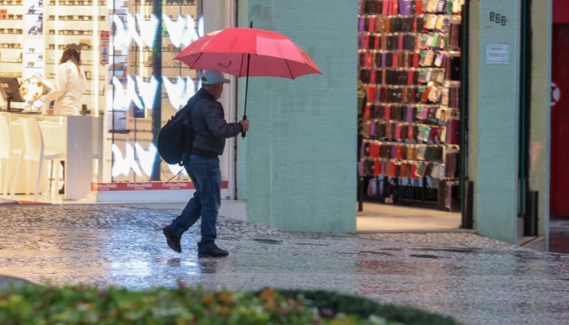 Depois de período de seca, chuva retorna à região de Maringá nesta sexta (25)
