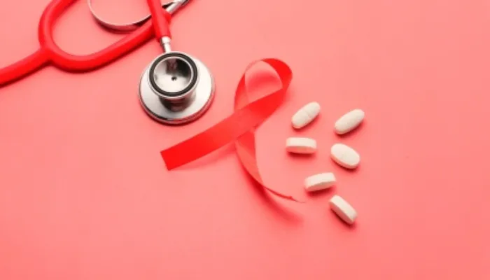 Dia mundial da luta contra a AIDS promove conscientização acerca da doença e celebra avanços médicos