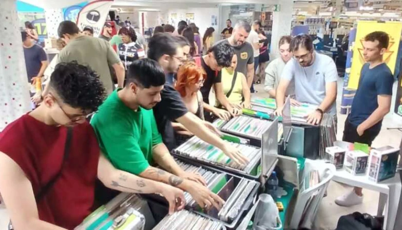 Discos a partir de R$ 10: Maringá sedia primeira edição da feira ‘Viniltagem’