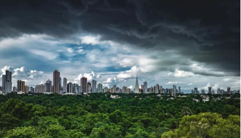 Maringá entra em alerta de tempestade do Inmet; veja detalhes