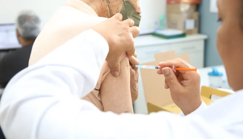 ‘Dia D da Vacinação’ acontece em todas as UBSs de Maringá neste sábado (22)