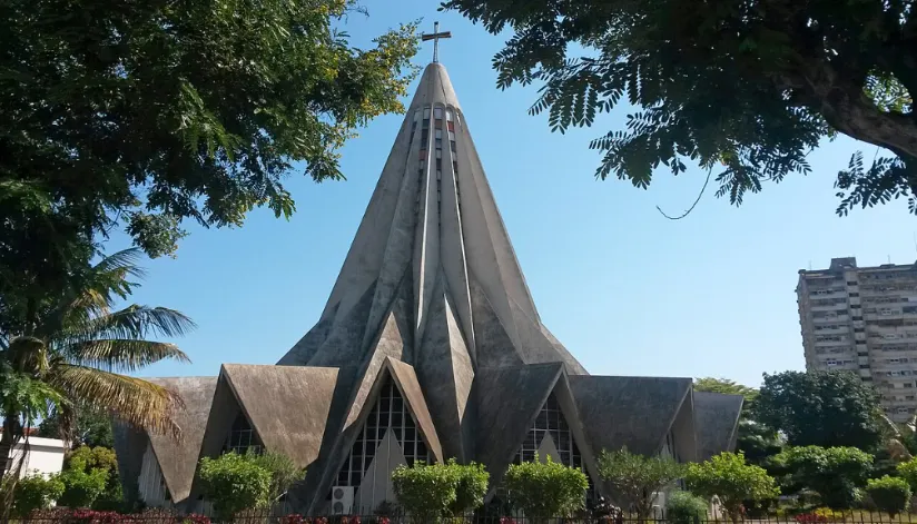 Conheça a Igreja da Polana, construção “prima” da Catedral de Maringá