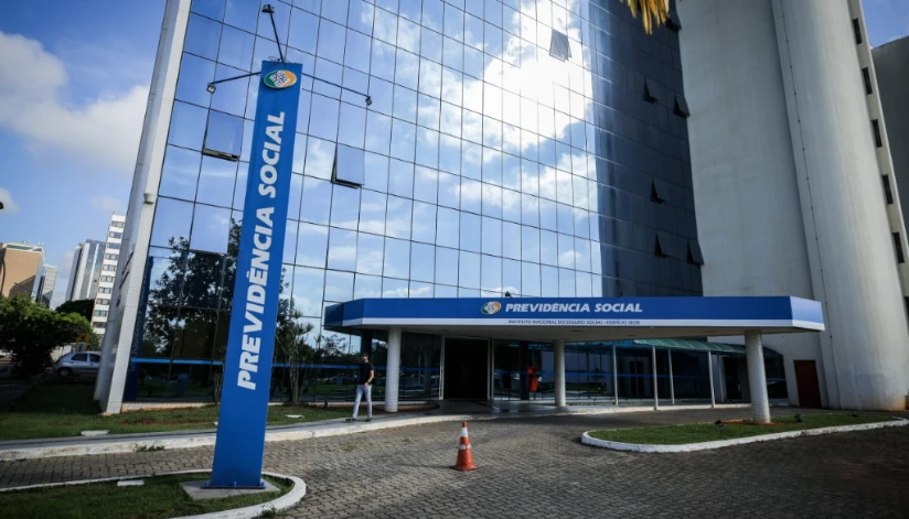 Nova lei do INSS permite que avós deixem pensão para netos; entenda