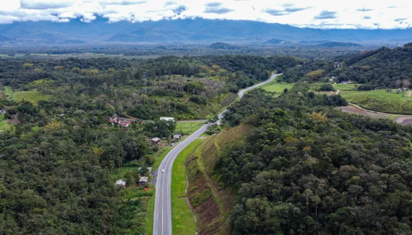 Com orçamento de R$ 3,9 milhões, empresas disputam obras nas rodovias do Litoral