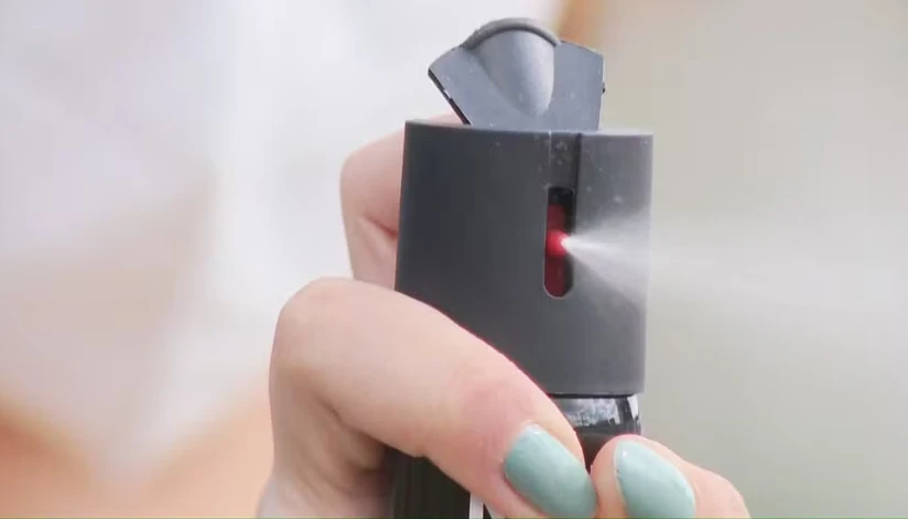Venda de spray de pimenta é liberada para mulheres no Paraná; veja regras