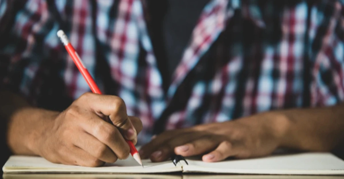 Município abre concurso para todos os níveis de escolaridade com salários de até R$ 5,1 mil