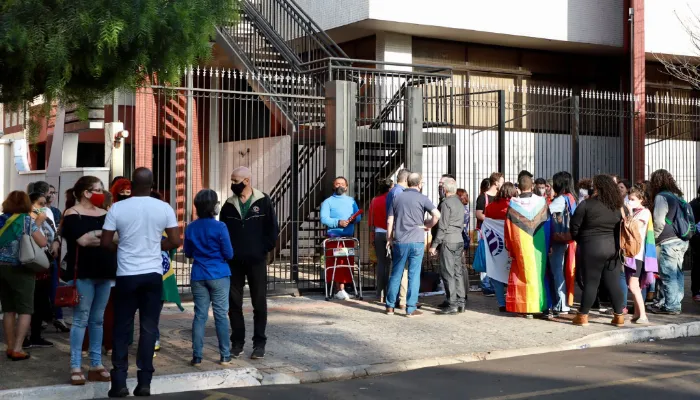 Com participação de manifestantes, Câmara de Maringá rejeita projeto do Conselho LGBTQIA+