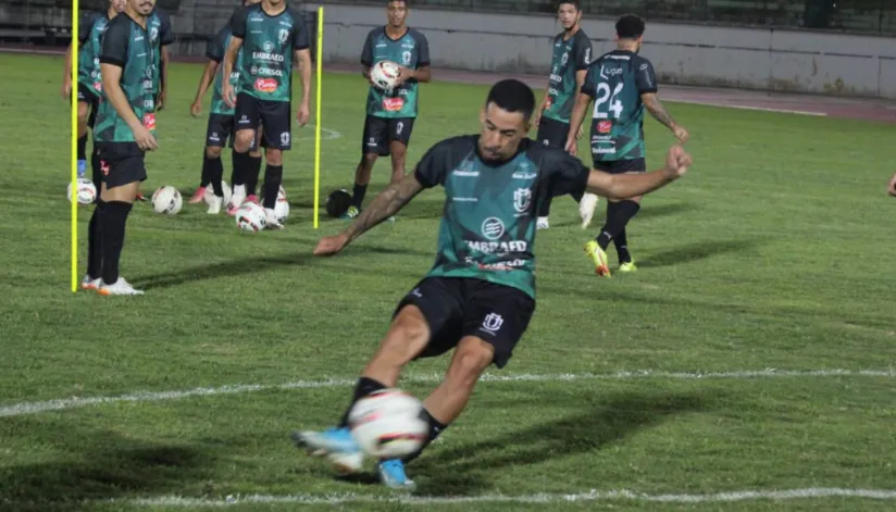 Maringá FC vence Operário e garante vaga na final do Campeonato Paranaense