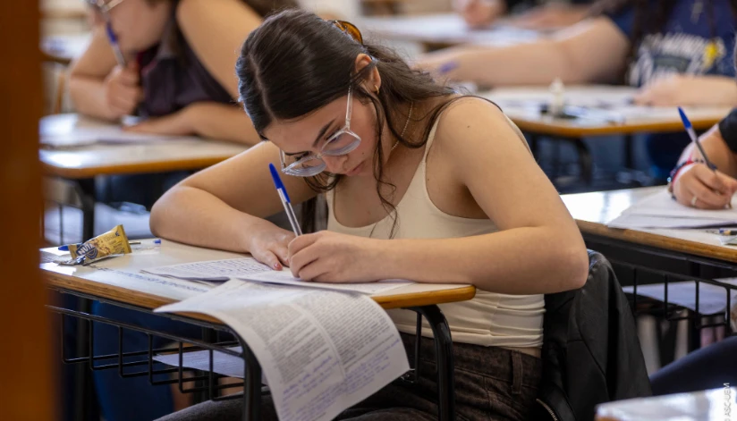 UEM disponibiliza 563 vagas em cursos de graduação para quem concluiu o ensino médio