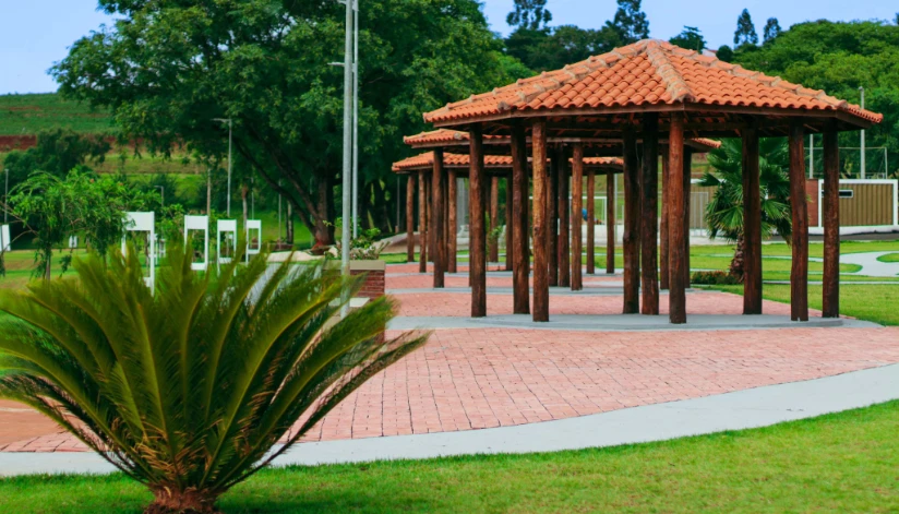 Prefeitura de Andirá abre Processo Seletivo Simplificado com salários de até R$ 5 mil