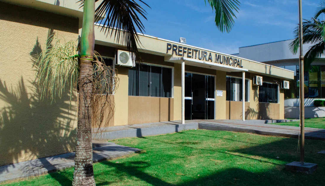 Prefeitura de Ampére abre Processo Seletivo Simplificado com salários de até R$ 5,5 mil Prefeitura de Ampére abre Processo Seletivo Simplificado com salários de até R$ 5,5 mil