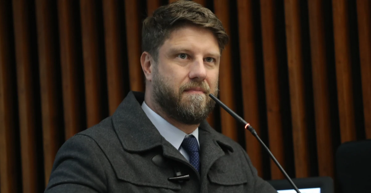 Requião Filho anuncia pré-candidatura ao Governo do Paraná