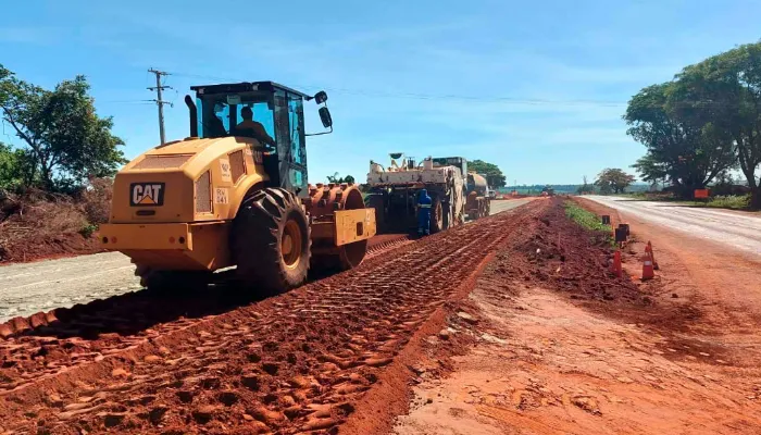 PR-323 terá bloqueio entre o distrito de Água Boa e Doutor Camargo; veja rotas alternativas