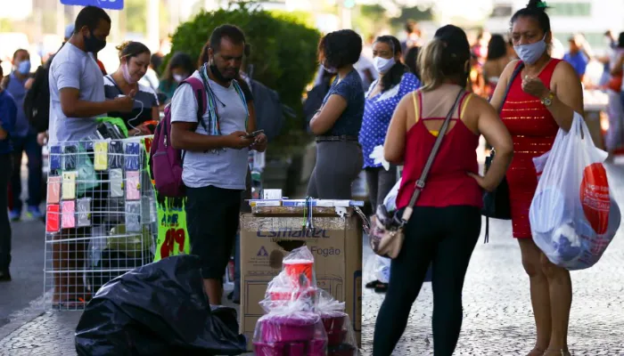 Ipea afirma que pandemia ainda provoca impactos no mercado de trabalho