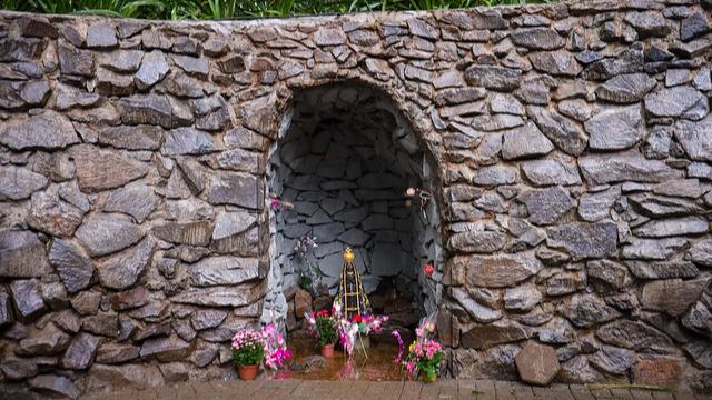 Veja fotos de como ficou a nova gruta do Parque do Ingá 